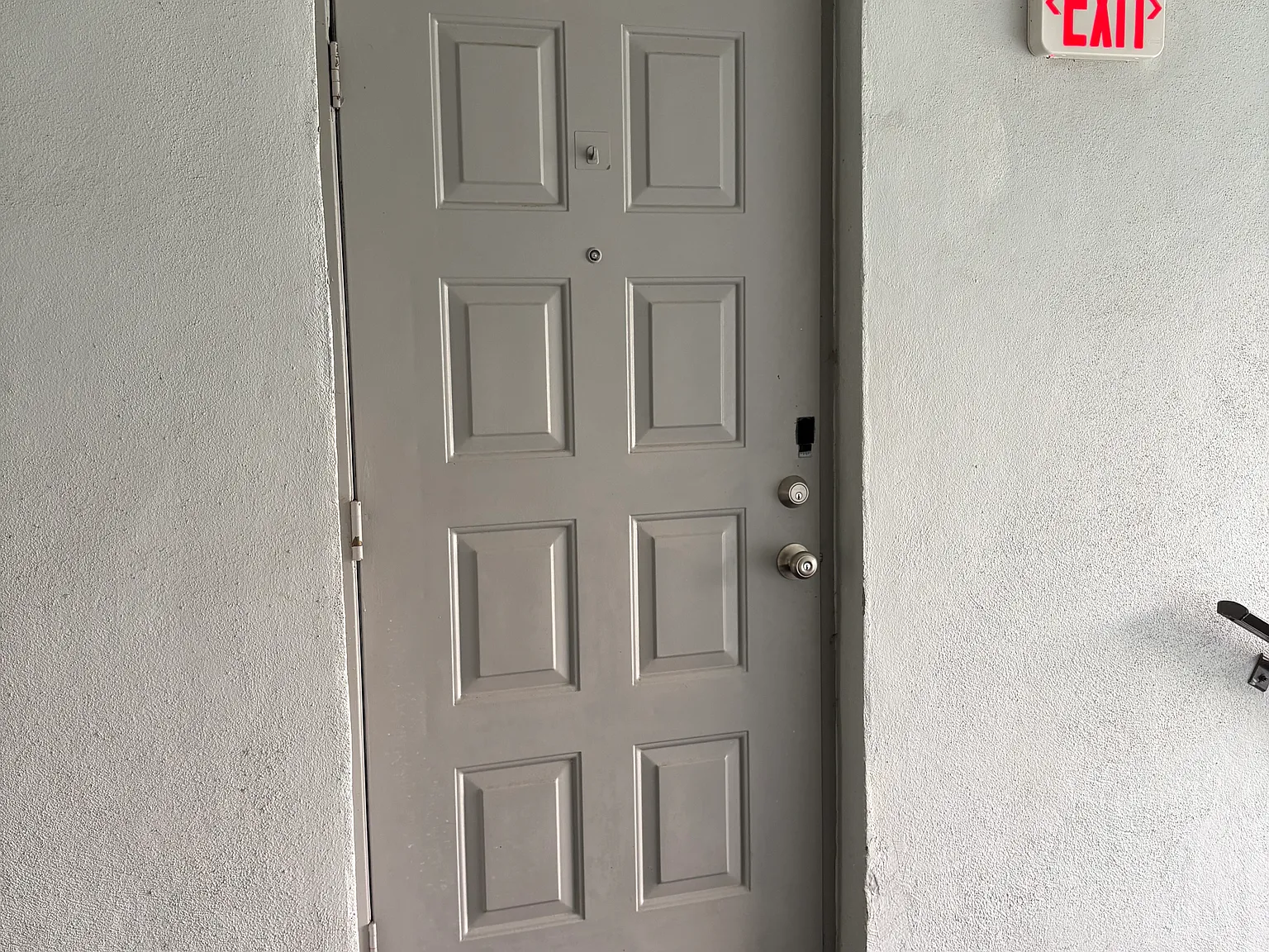 1 bed, 764 sqft, $1,200 — Photo 2