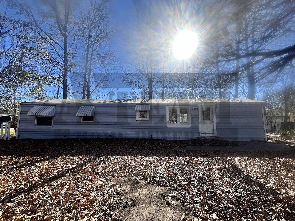 1st image of 105 Mesa Dr