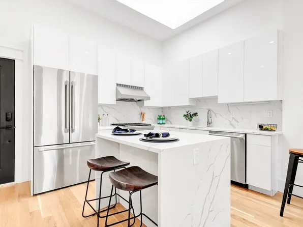 311-315 Washington St #4, Brighton, MA 02135