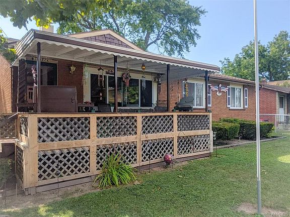 2nd image of 404 18th St