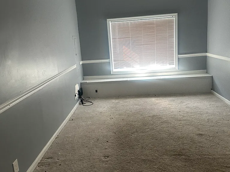 3058 Lake Hill Ct — Photo 12