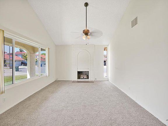 5th image of 5282 Pembury Dr