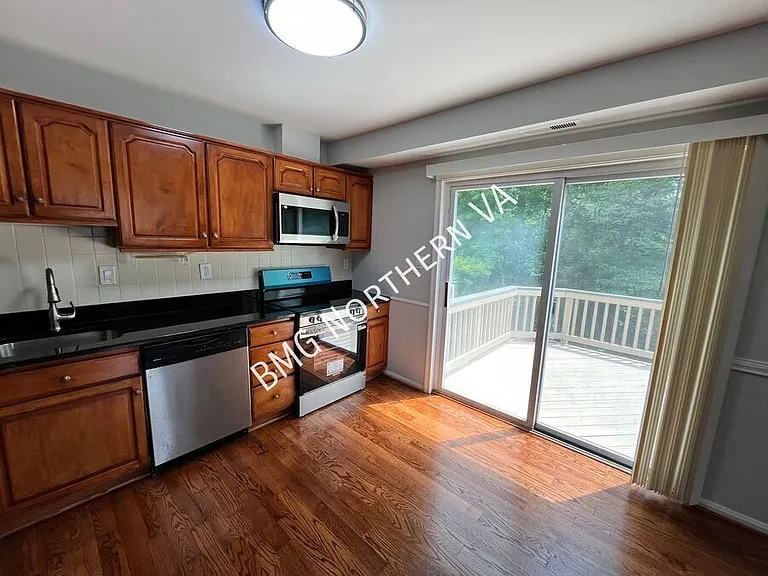 5344 Anchor Ct — Photo 15