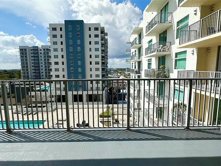 140 S Dixie Hwy #808 — Photo 9