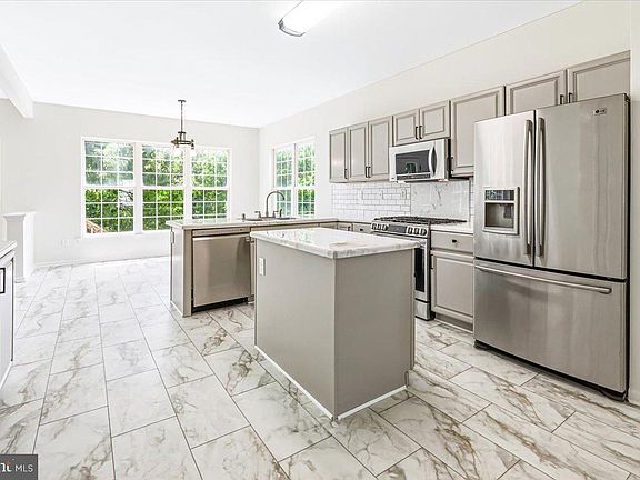 3rd image of 529 Saint Michael Dr
