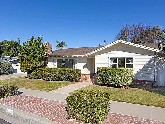 3rd image of 6202 Rockhurst Dr