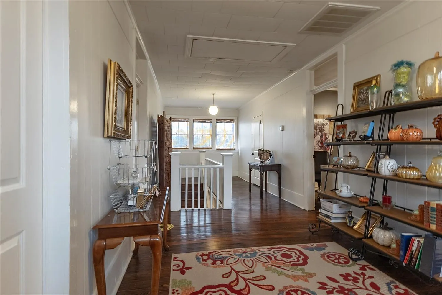 5 bed, 3922 sqft, $2,200 — Photo 4