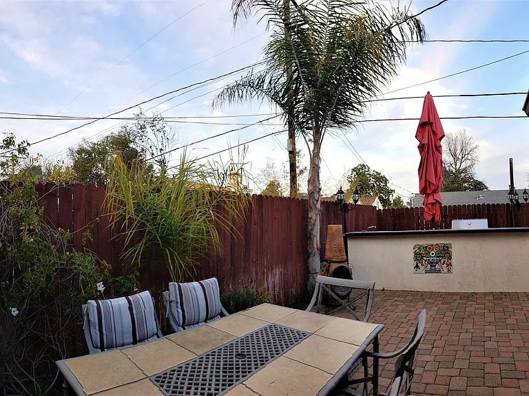 4940 Dobkin Ave — Photo 27