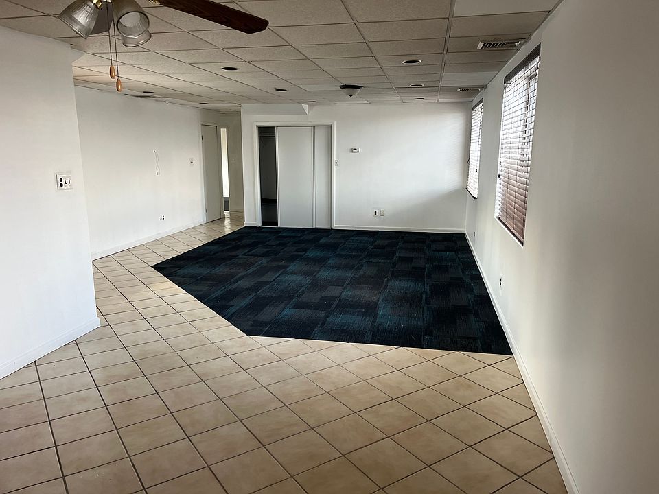 Kitchen and dining room area