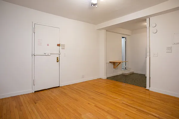 Rented by Living New York | media 4