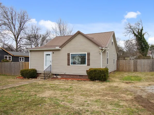 211 Powell St, Decherd, TN 37324