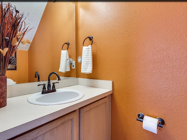 212 Prentice Dr — Photo 9