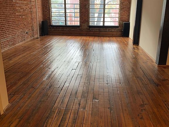 4th image of 00 E Broad St APT 2A