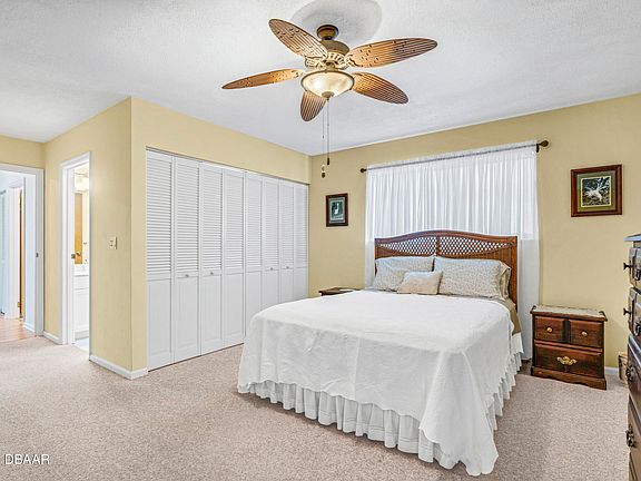 5th image of 35 Lake Fairgreen Cir