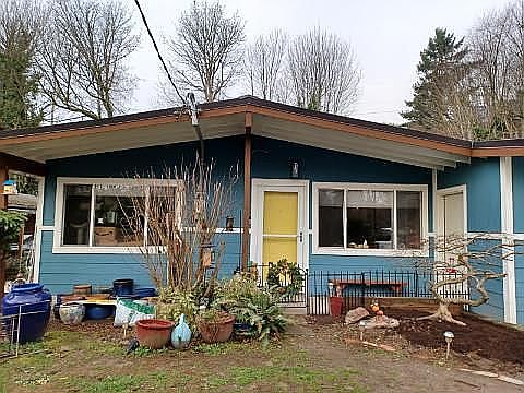 1st image of 21317 Des Moines Memorial Dr S