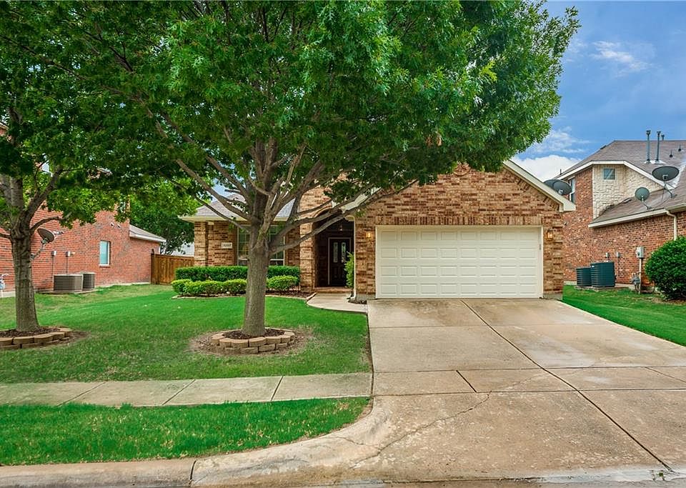 1st image of 3207 Guadaloupe