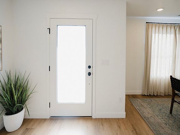 4th image of 575 W 1810 N #64