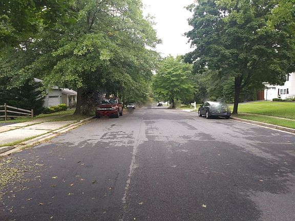 4th image of 334 Council Oak Dr