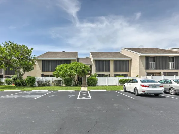 3207 S Lakeview Cir #6103, Fort Pierce, FL 34949