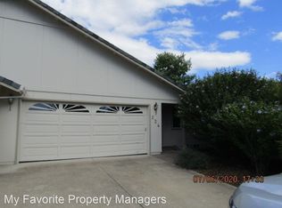 524 Briarwood Dr, Central Pt, OR 97502