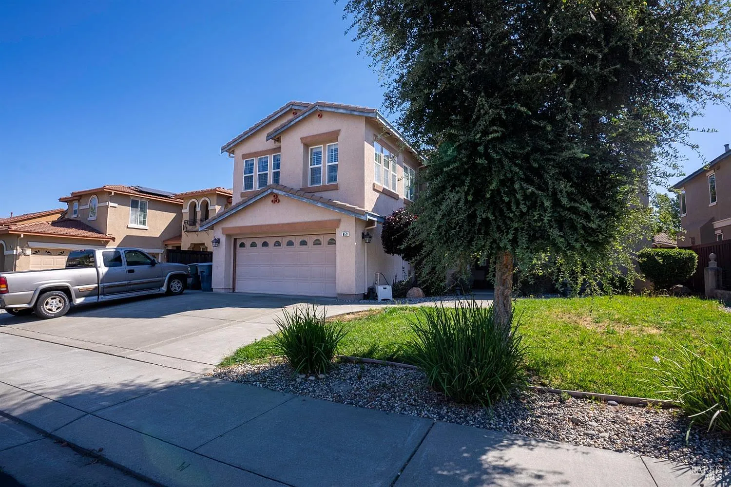 650 Canterbury Circle photo 1