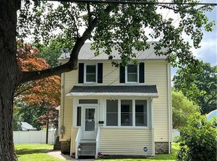 1329 Huntington Rd, Stratford, CT 06614