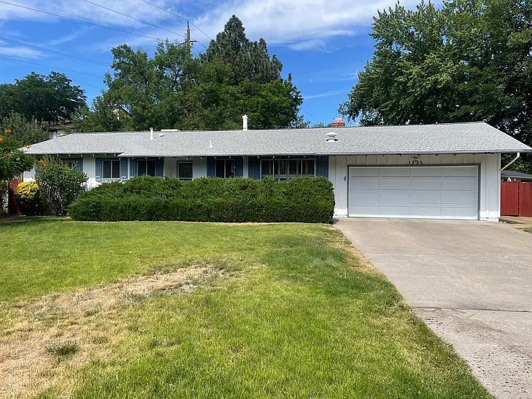 1595 Elizabeth St — Photo 21