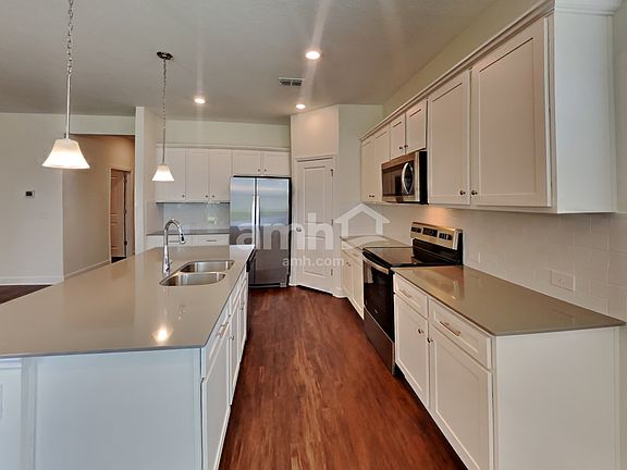 3rd image of 33918 Thyme Dr