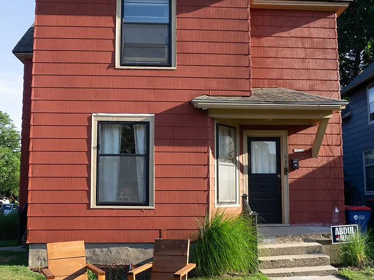 556 Lyon St NE #2 — Photo 3
