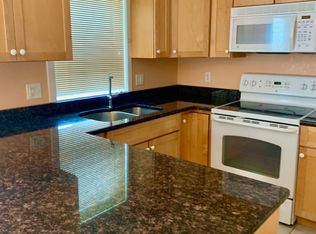 5 Emily Ln UNIT 1, Greenfield, MA 01301