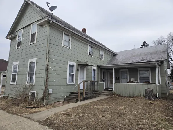 528 W 4th St, Mishawaka, IN 46544