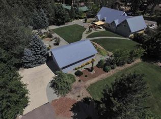 9 Sugar Pine Dr, Blairsden Graeagle, CA 96103