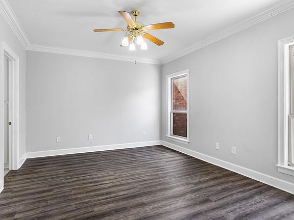 4th image of 4317 Shadowbrook Dr