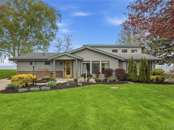 9533 Somerset Dr, Barker, NY 14012