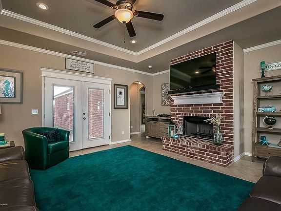 3rd image of 7413 City View Dr