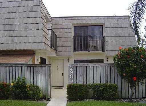 1st image of 2905 SW 11th Pl