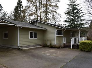 406 NW Pleasant View Dr, Grants Pass, OR 97526