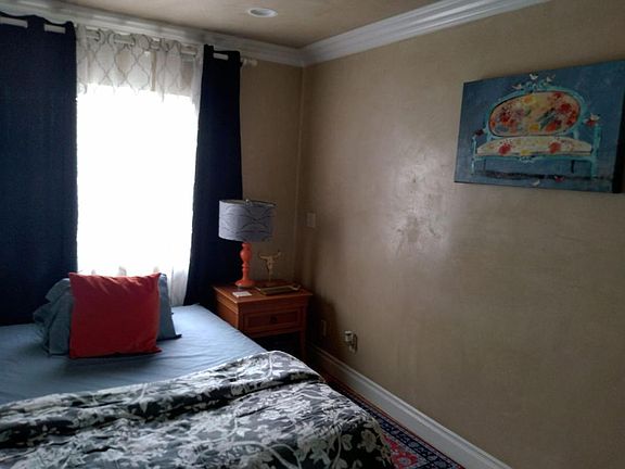 3rd image of 1341 W 218th St