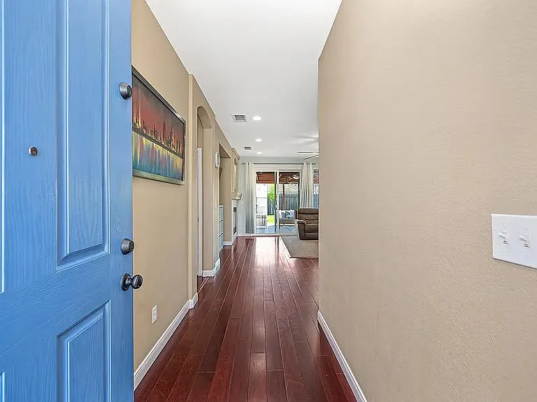 9226 Lucchesi Dr — Photo 10