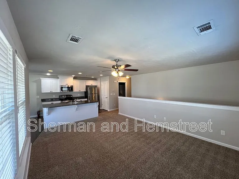 736 Tarvin Cir — Photo 5