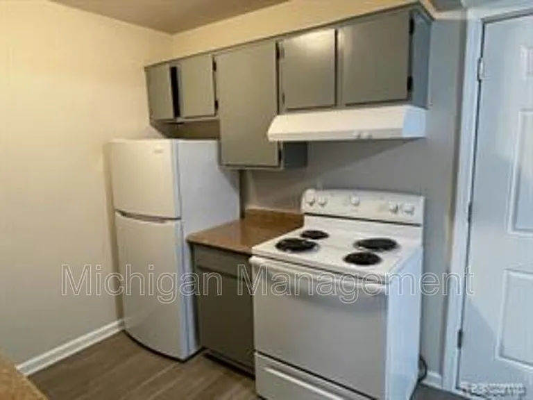 19250 Wick Rd #216 — Photo 3