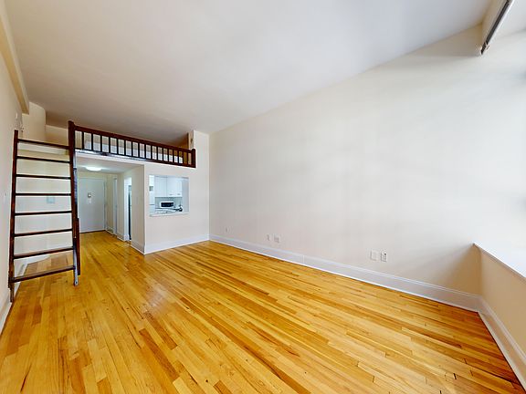 4th image of 1 Astor Pl APT 4F