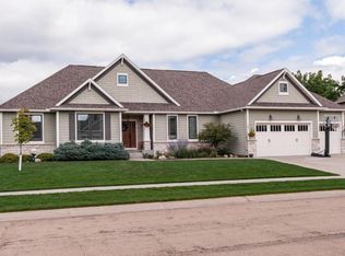 1569 Echo Ridge Rd SW, Rochester, MN 55902