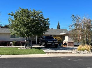 1901 Fairington Ln, Modesto, CA 95355