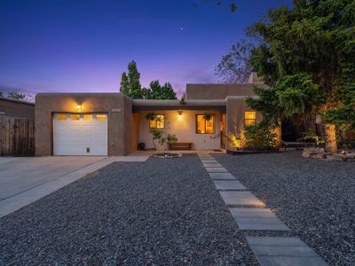 1277 Calle La Mirada, Santa Fe, NM, 87507