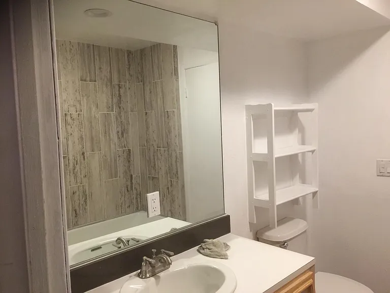 2420 Freeman Dr — Photo 4