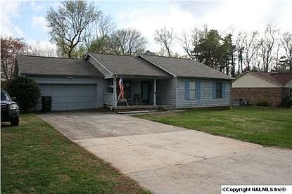 1st image of 121 Brass Oak Dr
