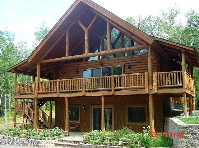 Full Log Home (9" logs)