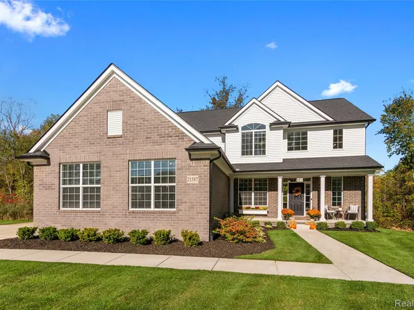 21587 Hasenclever Dr, Lyon Township, MI 48178