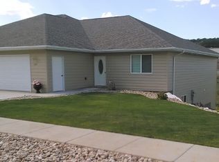 5713 Bendt Dr, Rapid City, SD 57702